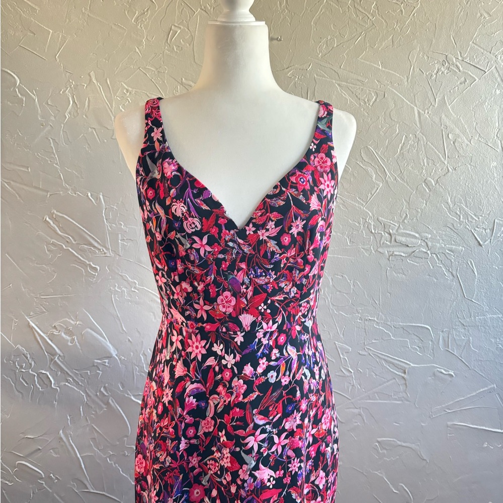 Elie Tahari Yirma Floral Sleeveless Dress in Bright Petunia New With Tags